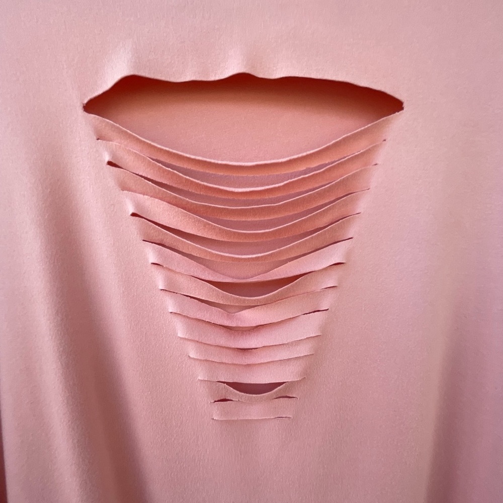 Pink top - Picture 3 of 4